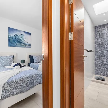 Atlántica - Heated Pool In Villa Playa Blanca (Lanzarote)