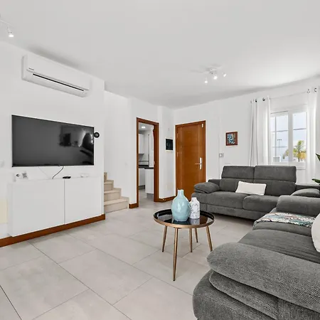 Villa Atlántica - Heated Pool In Playa Blanca (Lanzarote)
