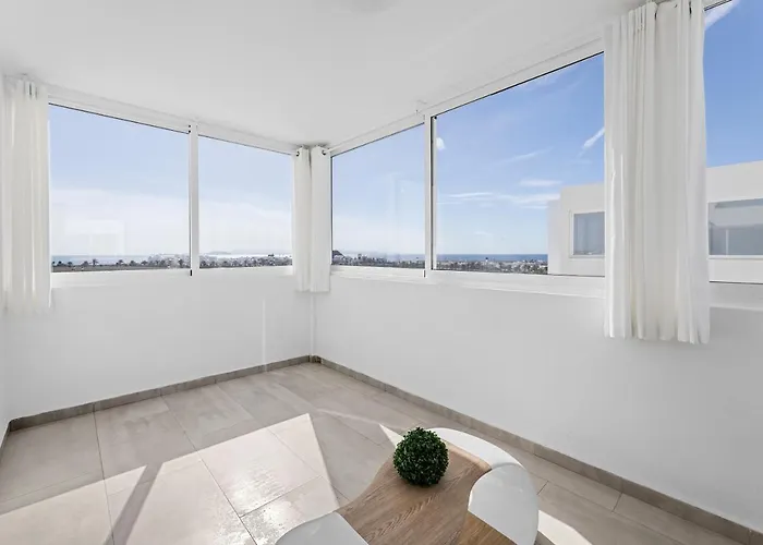 Villa Atlantica - Heated Pool In