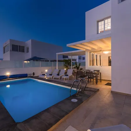 Atlantica - Heated Pool In فيلة *