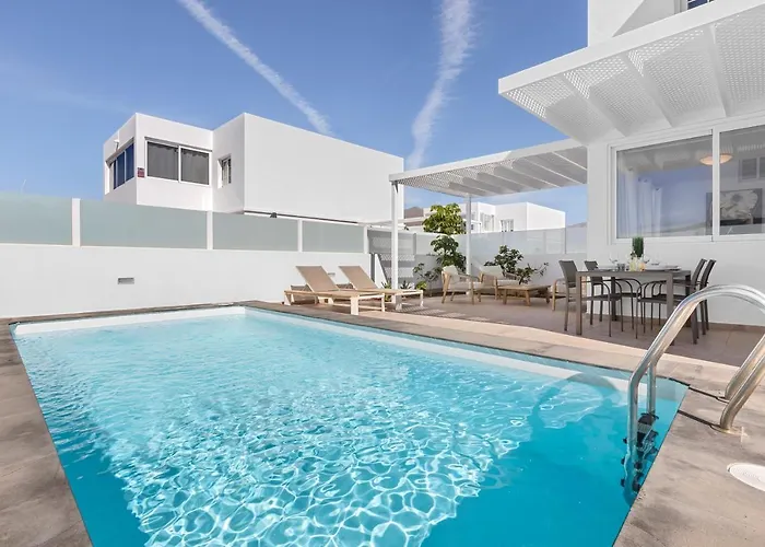 Willa Atlantica - Heated Pool In