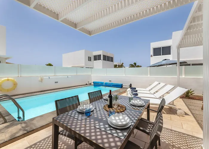 Willa Atlantica - Heated Pool In *